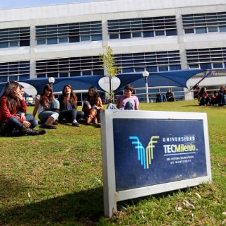 Tec de Monterrey aumenta su matrícula