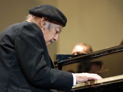 Esperon, fue un prolífico compositor, que escribió unas 900 canciones registradas y música de fondo para el cine. ARCHIVO  /