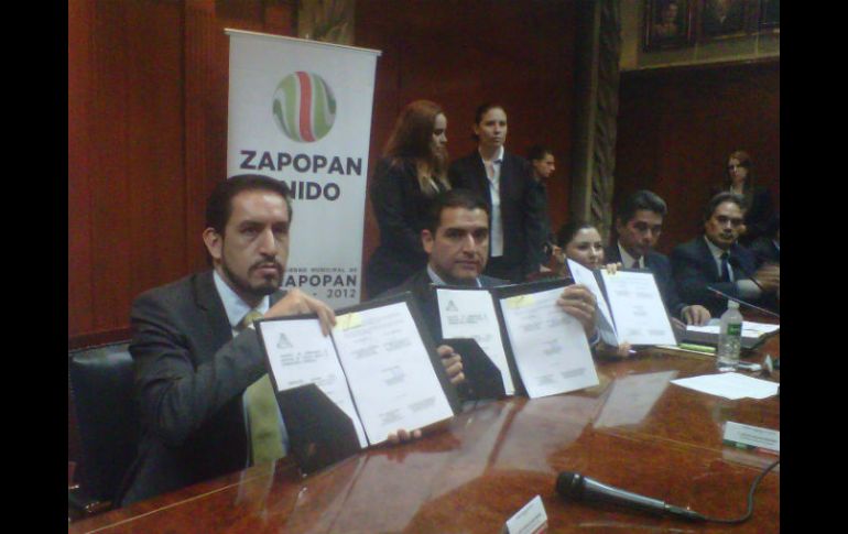 El municipio de Zapopan y la SSJ, a través del Seguro Popular, firmaron un Contrato de Prestación de Servicios Subrogados.  /