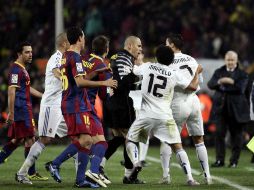 Los duelos entre culés y madridistas suelen ser muy apasionados. MEXSPORT  /