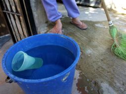 El Siapa informa a los habitantes afectados que la suspensión se debe al mantenimiento en la red de agua potabe. ARCHIVO  /