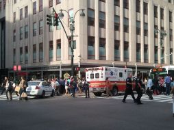 Dos personas murieron y al menos otras ocho resultaron heridas. Imagen tomada de Twitter (@NYCphotos). ESPECIAL  /