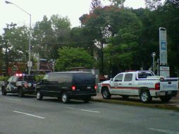 Diversas corporaciones de emergencia y seguridad arribaron hasta el lugar.  /