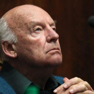 Galeano estable, en sanatorio de Montevideo