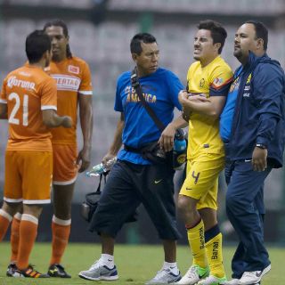 Efraín Juárez, fuera tres semanas