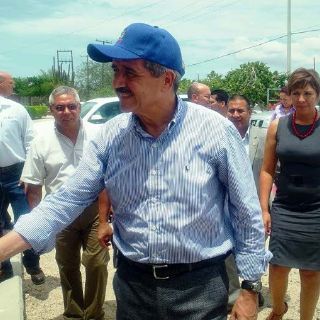 Córdova defiende nuevo sistema de evaluaciones