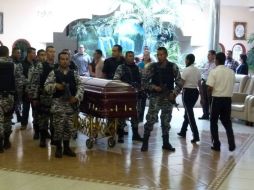 Funeral del director de la policía de Magdalena en funerario de la ciudad de Guadalajara.  /