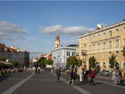 Sólo el 27 por ciento de los letones respalda la adopción de la moneda común europea. ESPECIAL  /