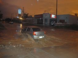 En la ciudad capital, desde muy temprano tuvieron que ser cerradas algunas vialidades, como es la zona conocida como el malecón.ARCHIVO  /