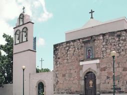 DETALLE. La admirable fachada del Sagrado Corazón de Jesús. V. GARCIA  /