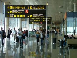 Buscan garantizar buen trato a los viajeros en aeropuertos. ESPECIAL  /