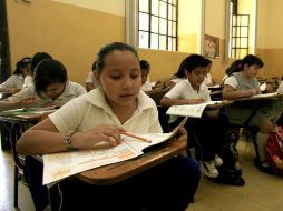 La SEP dispuso un nuevo formato de calificación en base a letras, en el que A equivaldrá a 10. ARCHIVO  /