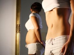 Afecta en mayor medida a mujeres jóvenes con diabetes tipo I, comienza con una alteración o distorsión de la imagen corporal. ID  /