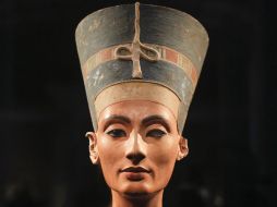El célebre busto de Nefertiti  fue descubierto por arqueólogos alemanes el 6 de diciembre de 1912. AP  /