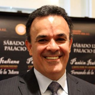 El tenor mexicano Fernando de la Mora alista recital en Singapur