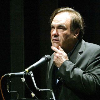 Oliver Stone recibirá Premio Donostia en Festival de San Sebastián