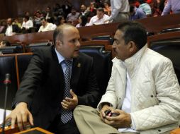 José Antonio de la Torre (iz) considera una solución que en México existiera la figura del mando único. (der) Roberto Marrufo. ARCHIVO  /