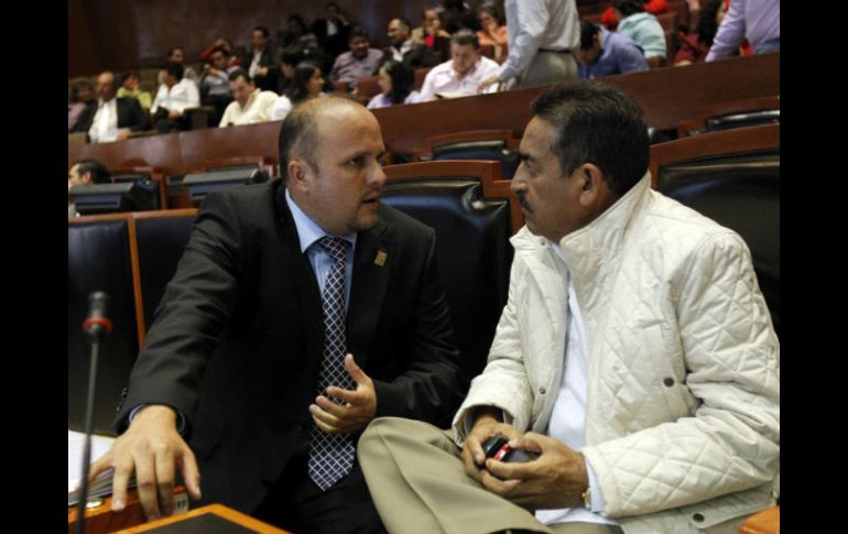 José Antonio de la Torre (iz) considera una solución que en México existiera la figura del mando único. (der) Roberto Marrufo. ARCHIVO  /