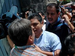 Familiares que impedían la salida fueron convencidos por sus abogados de retirar el bloqueo. EL UNIVERSAL  /