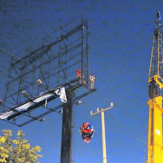 Inicia retiro de espectaculares