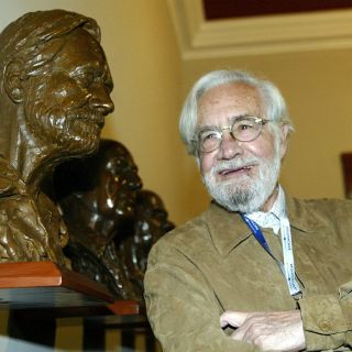 Recuerda Colmex a Tomas Segovia a un año de su muerte