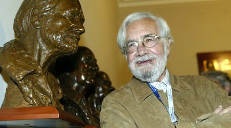 El escritor de origen español Tomás Segovia. ARCHIVO  /