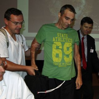 El ''hombre sin corazón'' sigue a la espera de un trasplante