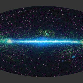 Telescopio revela agujeros negros abundantes y enormes