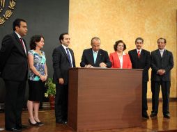 Calderón realizó el anuncio en la residencia oficial de Los Pinos. NTX  /