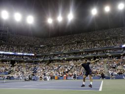 Roger Federer domina sin problemas al alemán Phau. AP  /