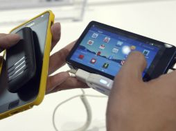 Según Apple, Samsung ha continuado inundando el mercado con productos de imitación. EFE  /