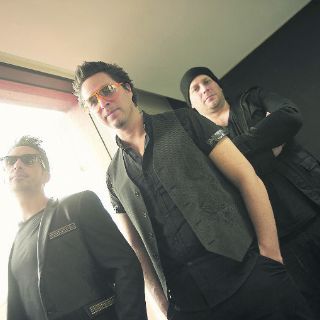 Vivir bajo  las reglas  de Moenia