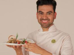El especialista en gastronomía se dijo feliz de estrenar su nuevo programa de cocina. (twitter @ChefMarianoS) ESPECIAL  /