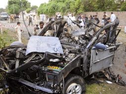 Según la embajada de EU dos funcionarios estadounidenses y dos trabajadores paquistaníes del Consulado resultaron heridos.EFE  /