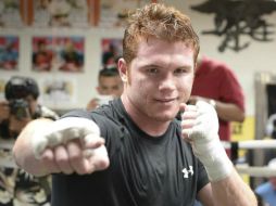El púgil tapatío destacó como un punto a su favor la fuerte preparación que tuvo para la pelea. Imagen de @canelopromotions. ESPECIAL  /