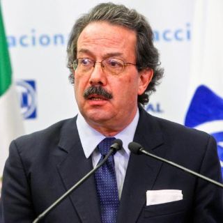 El PAN relega a Molinar Horcasitas y depura su padrón