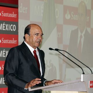 Pagará Santander a accionistas dividendo por siete mil 300 MDP