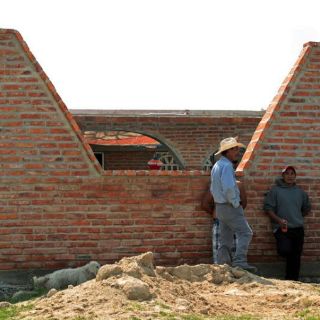 Permanece una familia en la Presa de El Ahogado