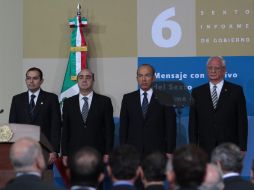 Cordero (i.) Durante el sexto informe de gobierno de Felipe Calderón. NTX  /