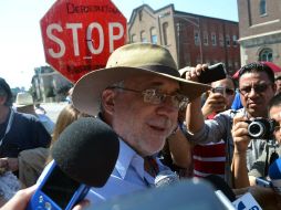 Javier Sicilia, dirigente del Movimiento por la Paz con Justicia y Dignidad, encabezando la Caravana por la Paz en Chicago. EFE  /