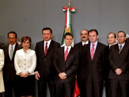Enrique Peña Nieto presentó al equipo que lo acompañará en el proceso de transición hacia la Presidencia de México. EL UNIVERSAL  /