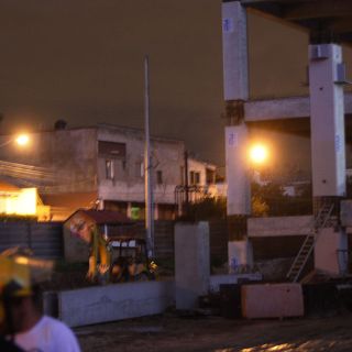 Colapsa estructura en construcción; hay 17 trabajadores heridos