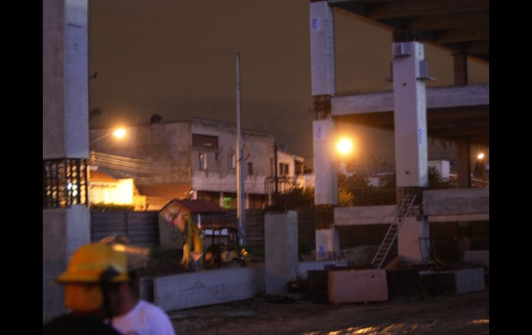 El derrumbe inicio en el segundo piso de la edificación y llegó hasta el sótano.  /