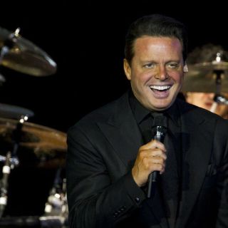 Luis Miguel deleita al público norteño