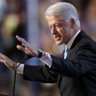 Obama creará nuevos trabajos y riquezas en EU: Clinton