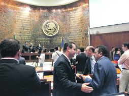 Sesión en el congreso. El Poder Legislativo pidió 70 millones de pesos al STAUdeG para solventar el pago de nómina a finales de 2010.  /