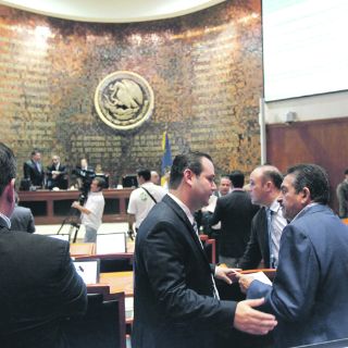 El Congreso salda deuda con el Sindicato de Trabajadores de la UdeG