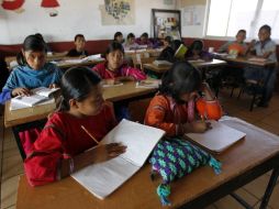 El analfabetismo genera marginación y se centra entre los sectras más vulnerables de la población mexicana. ARCHIVO  /