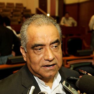 Vargas López defiende críticas a actual Legislatura