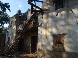 Casa dañada por un terremoto en el condado de Weining, en la provincia de Guizhou. XINHUA  /